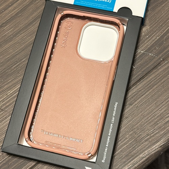 Speck iPhone Case - Blush - Picture 3 of 3